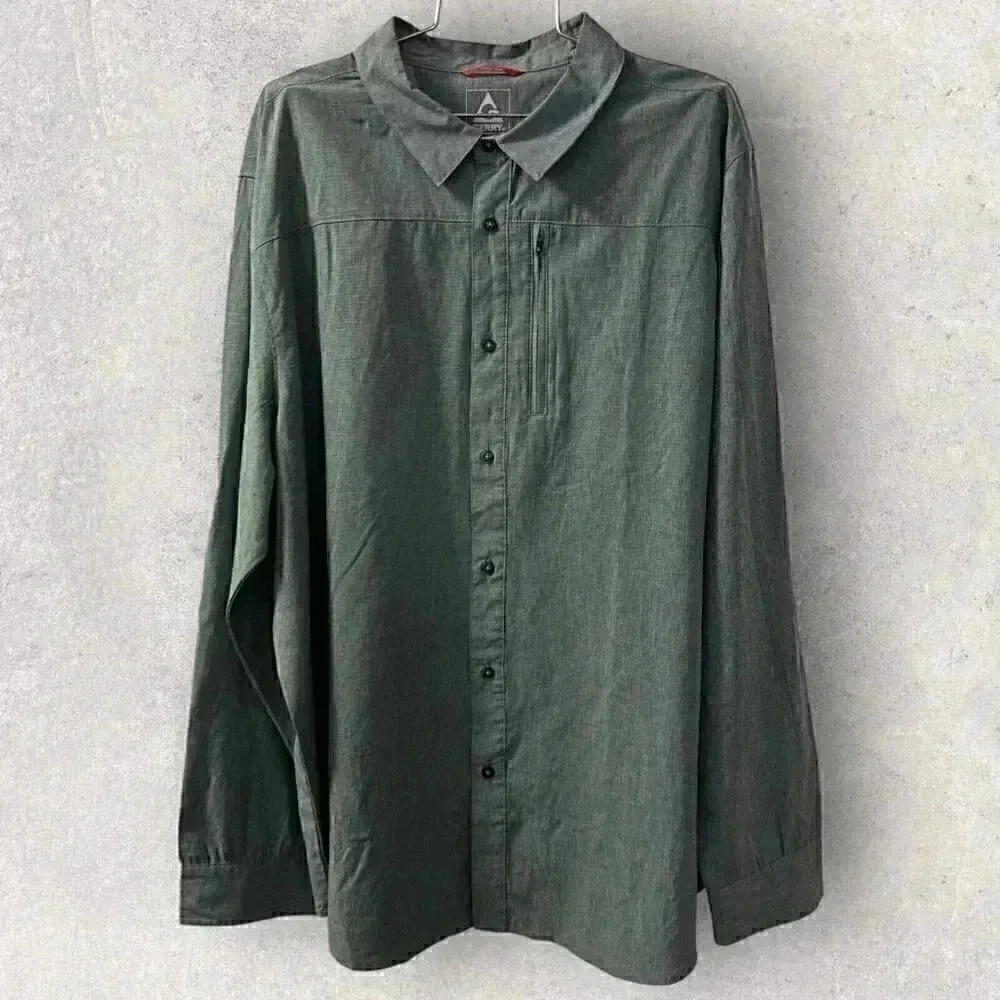 Lot of 2 Gerry performance vented button up shirts XXL zip front pocket NWOT